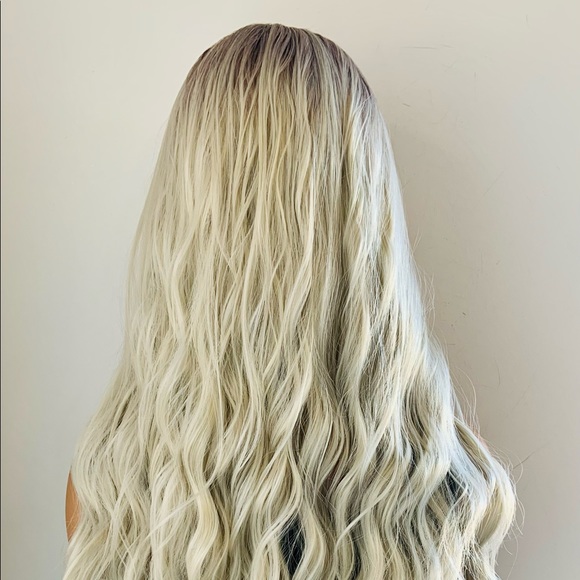 22” Ombre Platinum “Put On & Go” Premium Fiber Wig - Picture 11 of 12
